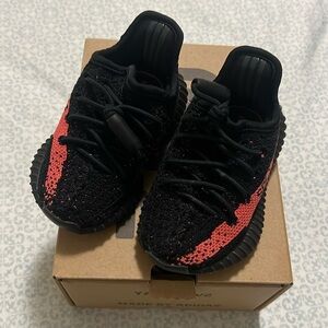 Infant Yeezy Sneakers size UK 5, US size 6